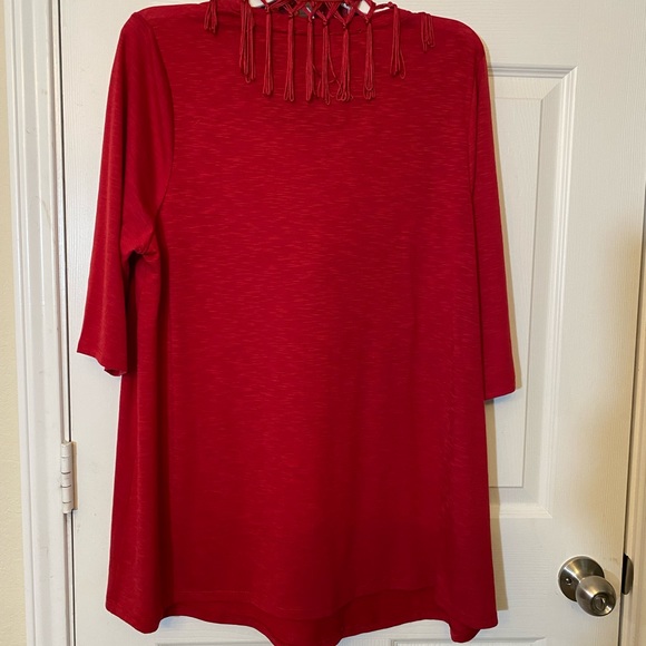 Red blouse with scarf - Picture 2 of 3